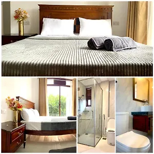 Golden King Bed & Breakfast